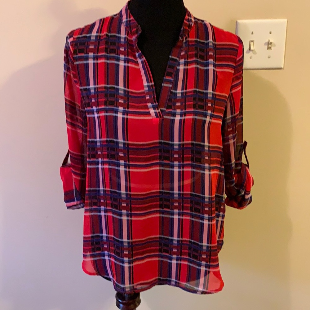 No Boundaries Sheer Red & Navy Blue Plaid V Neck Shirt Junior’s Medium - Picture 2 of 6